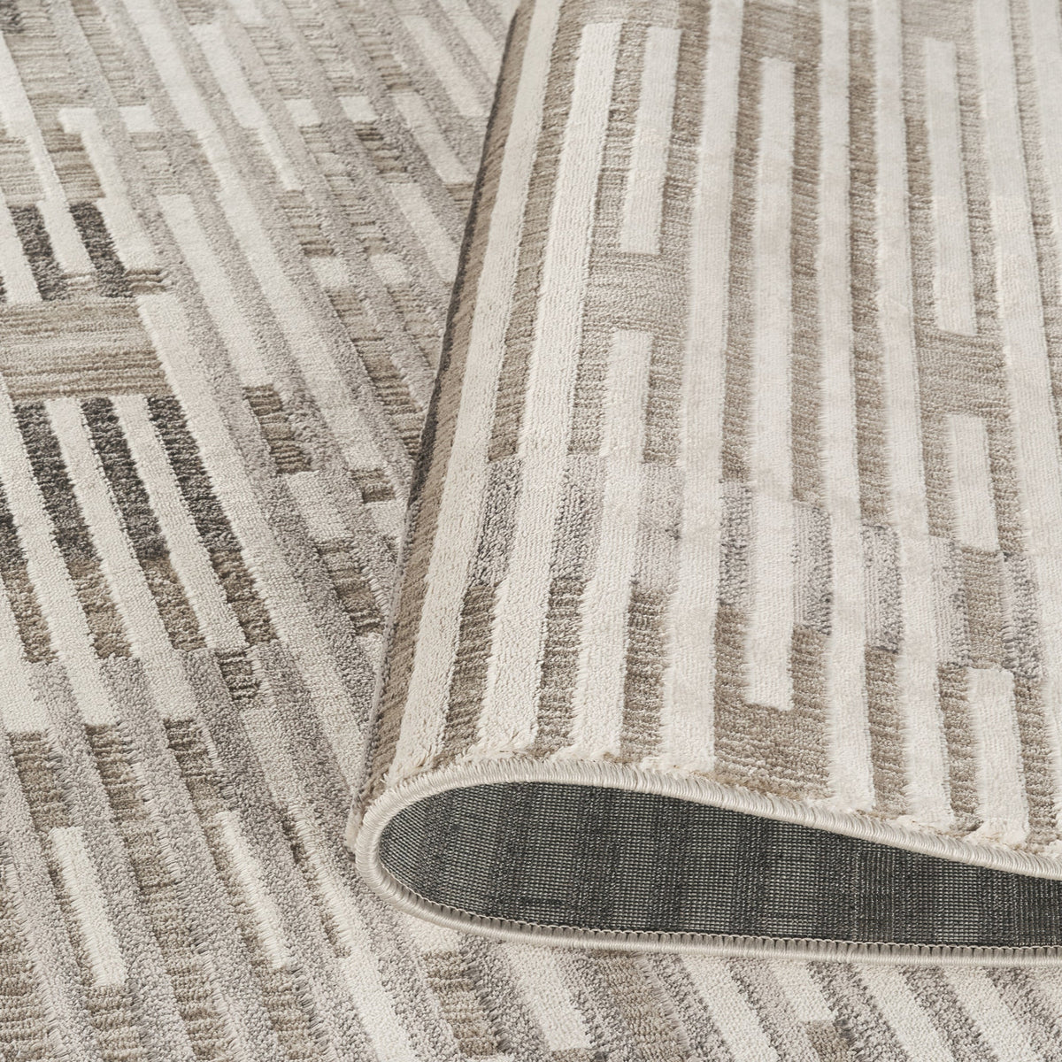Mayfair Metallic Design Rug - Matrix