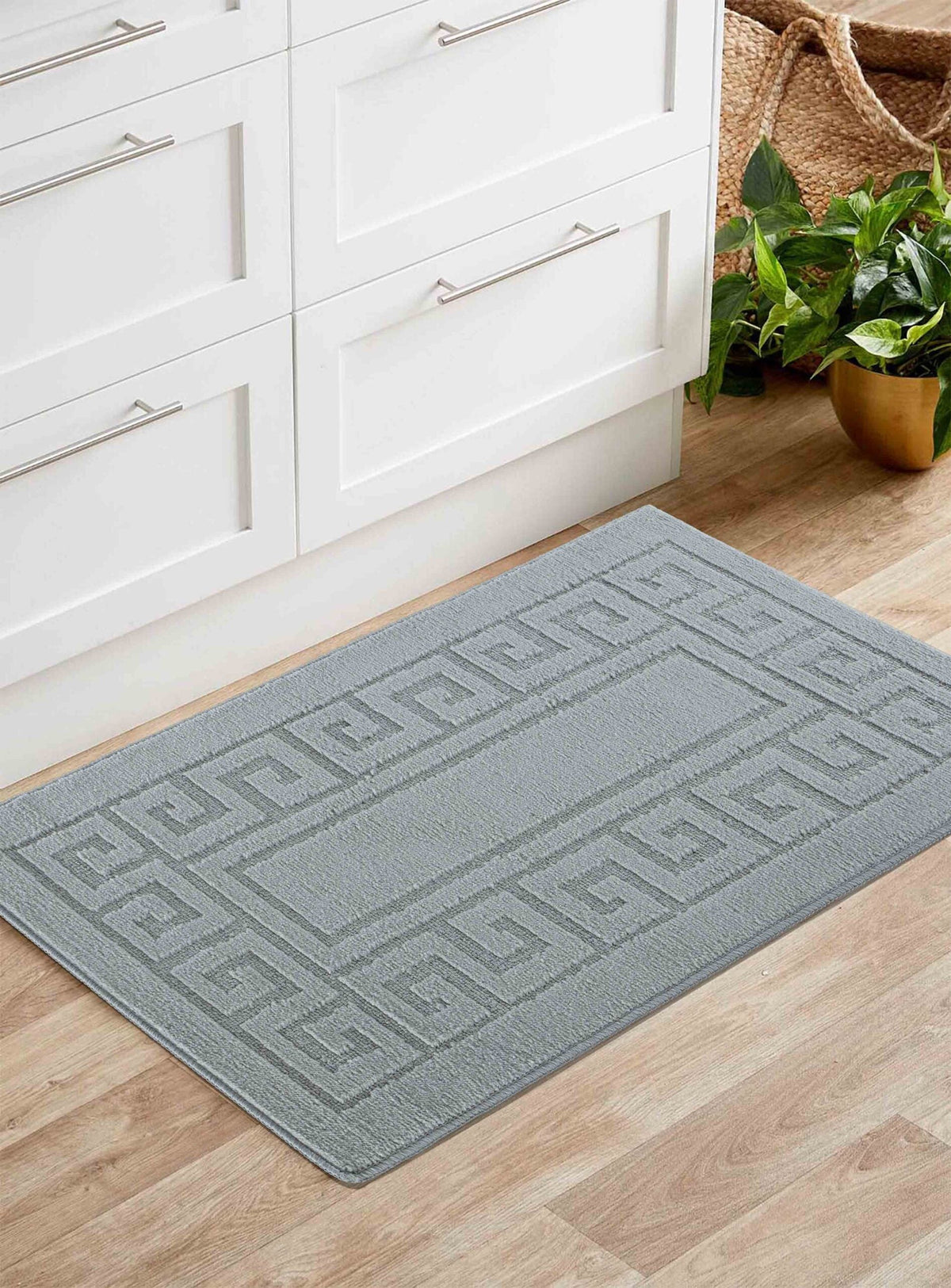 Ivy Minimalist Non-Slip Mat - Greek Key