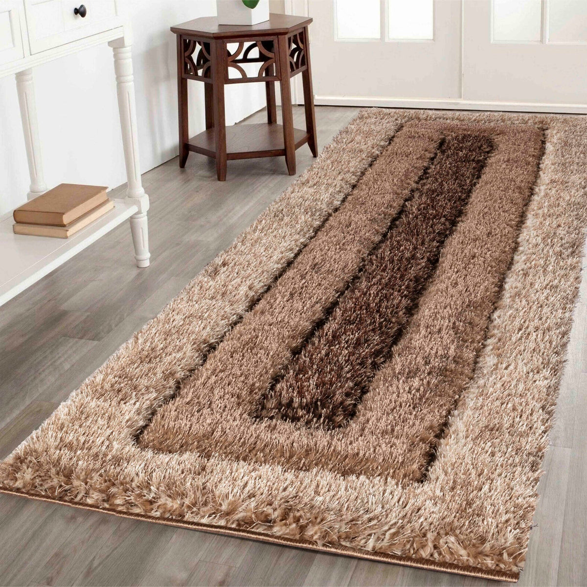 California Hand-Carved Shaggy Rug - Bordered