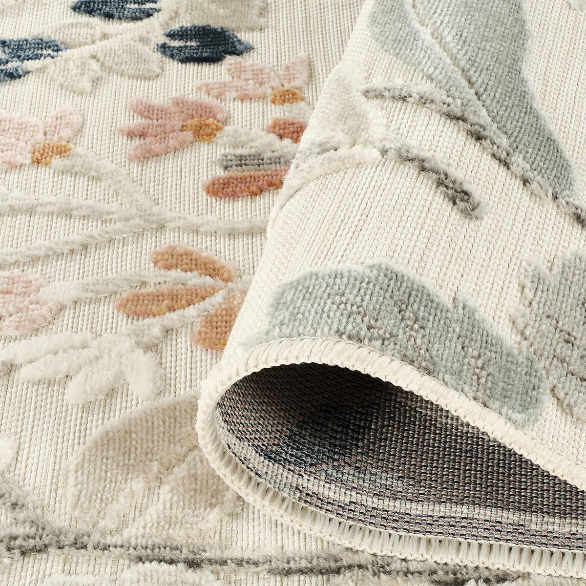 Gardenia Floral Rug - Daisy