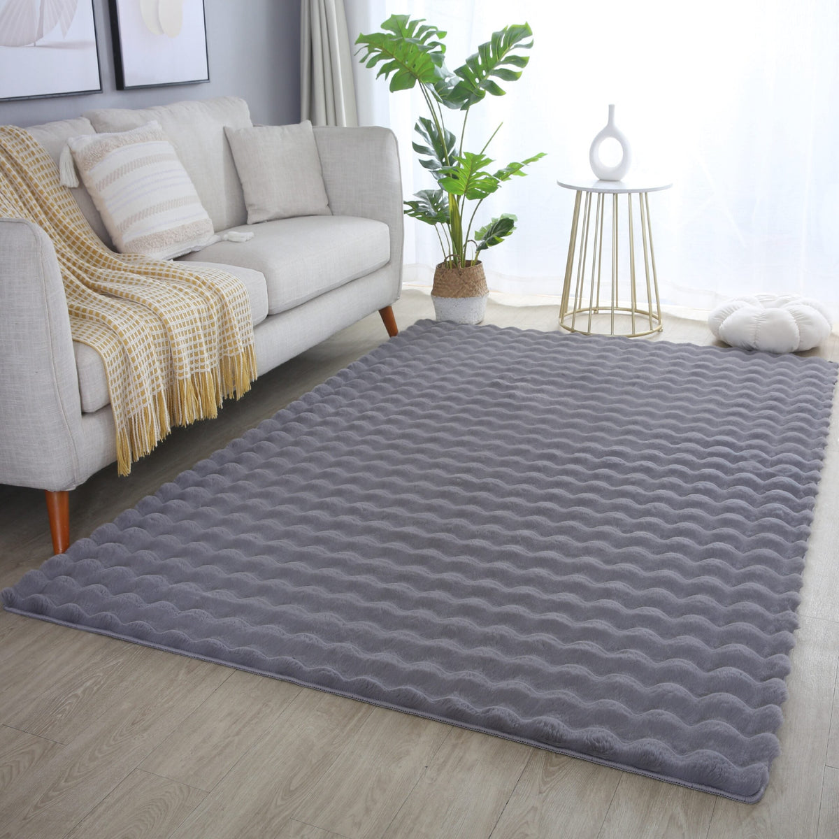 Orbie Bobble Rug