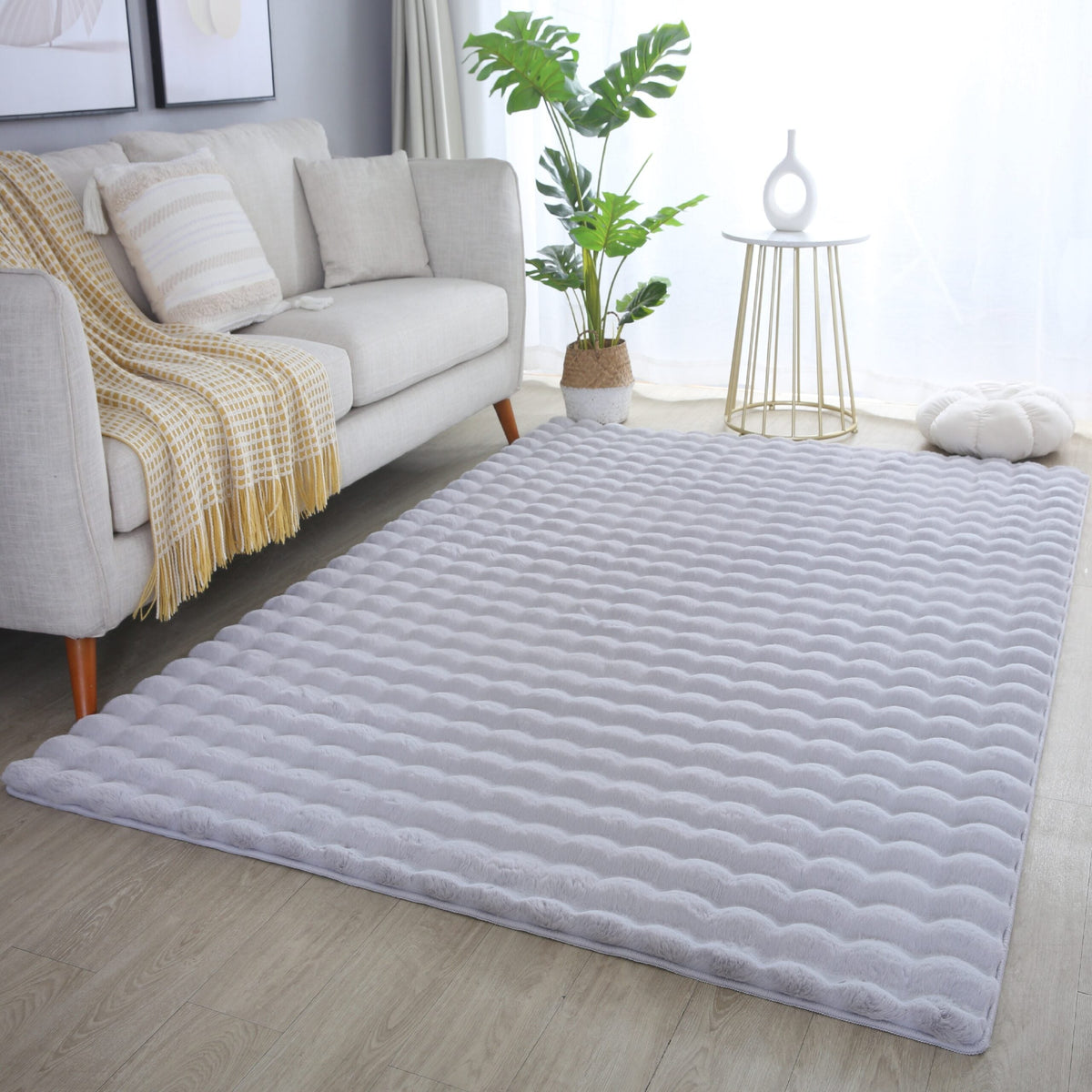 Orbie Bobble Rug