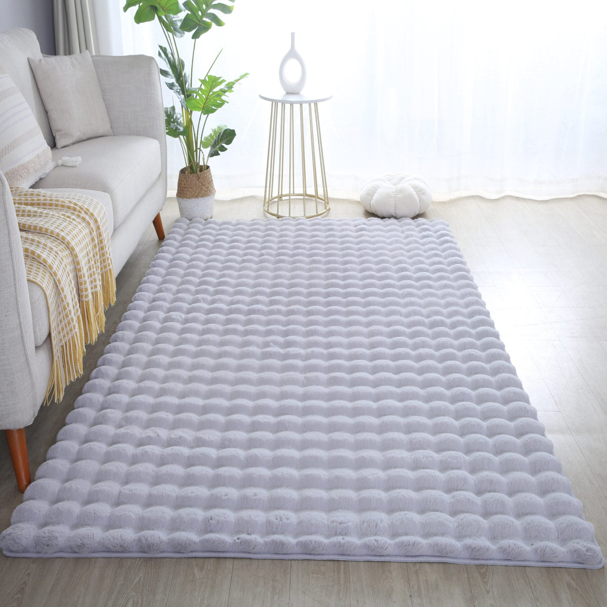 Orbie Bobble Rug